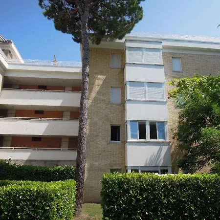 Comfortable With Parking Near The Bibione
