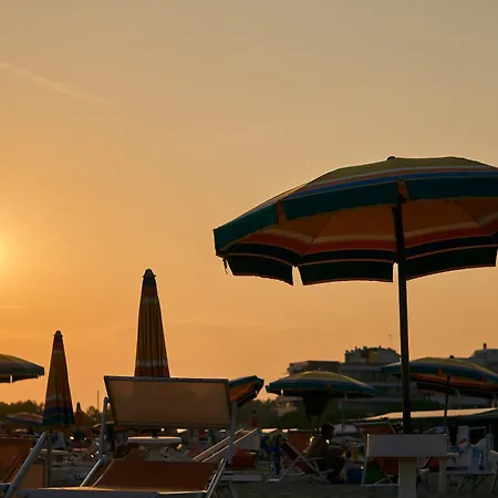 Comfortable With Parking Near The * Bibione