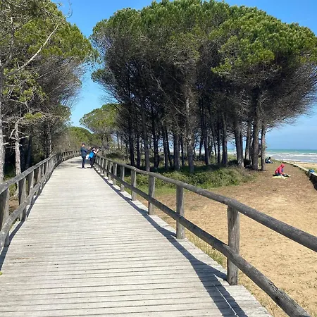 Comfortable With Parking Near The * Bibione
