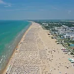 Comfortable With Parking In Апартаменты
